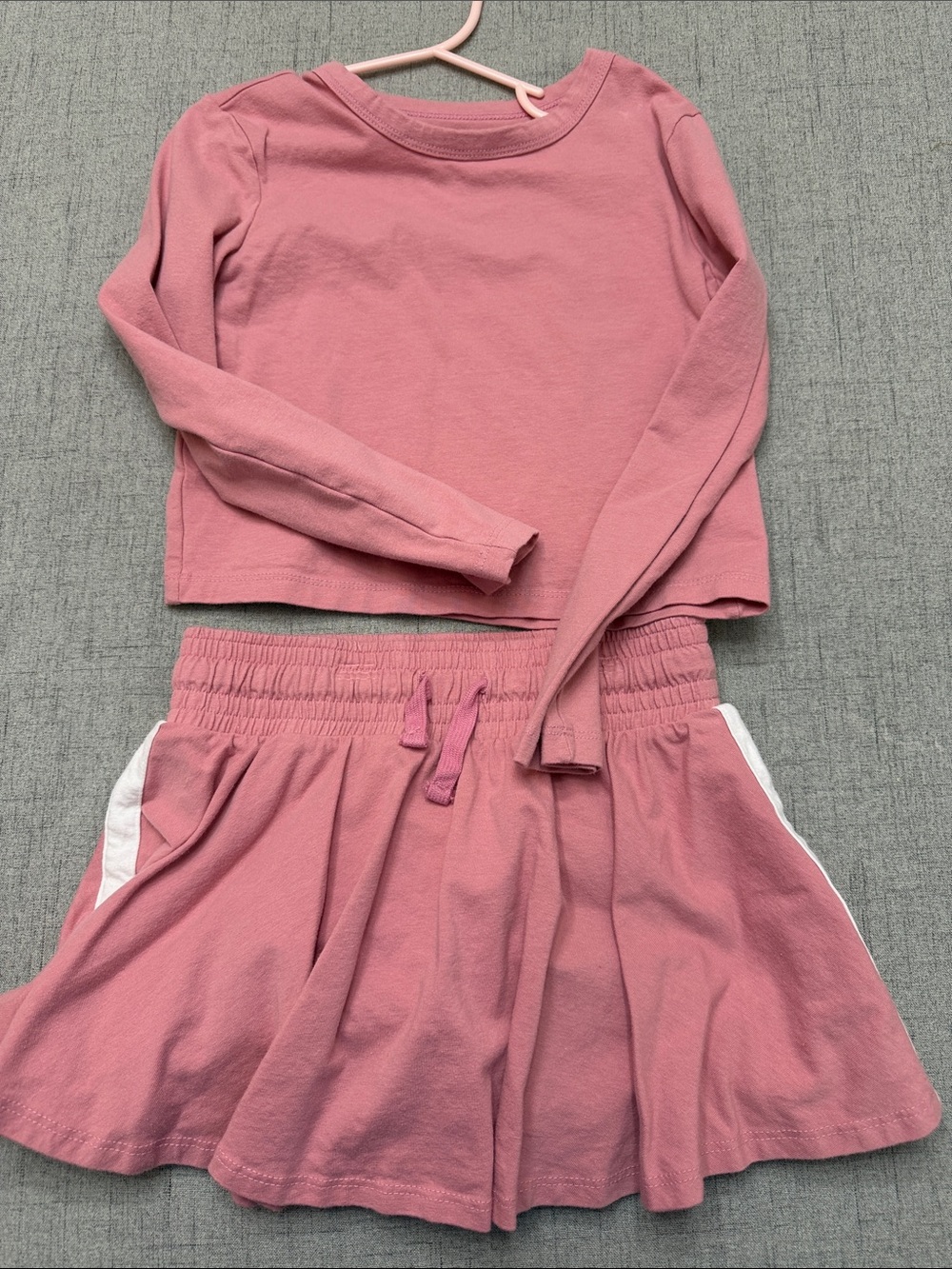 Girls' Pink Two-Piece Skirt Set - Long Sleeve Top & Skirt Size Small 6-7